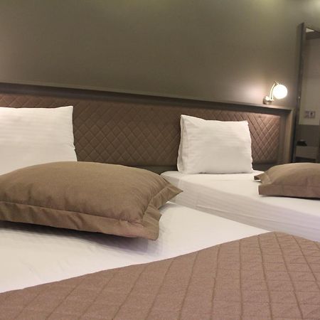 Turkeli Otel อิสตันบูล ภายนอก รูปภาพ