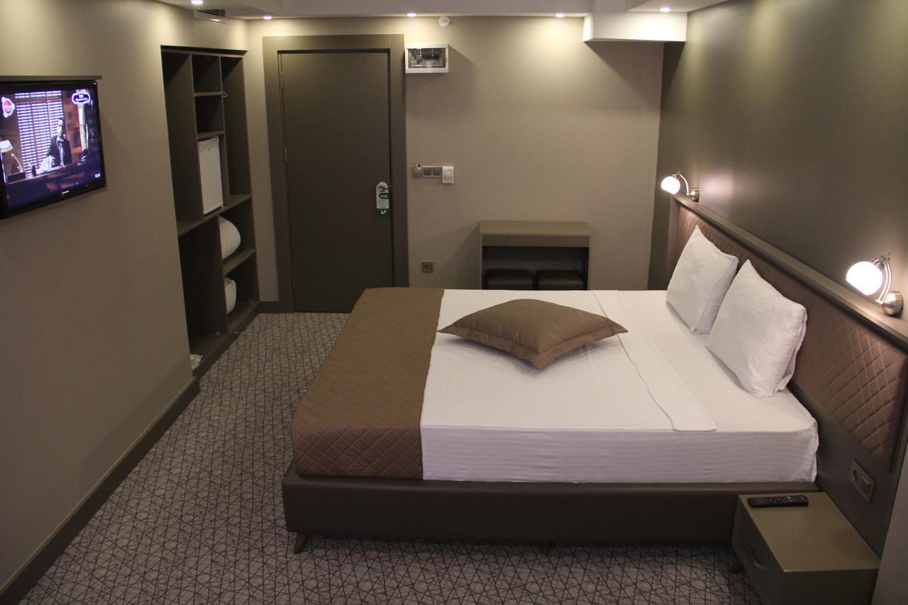 Turkeli Otel อิสตันบูล ภายนอก รูปภาพ