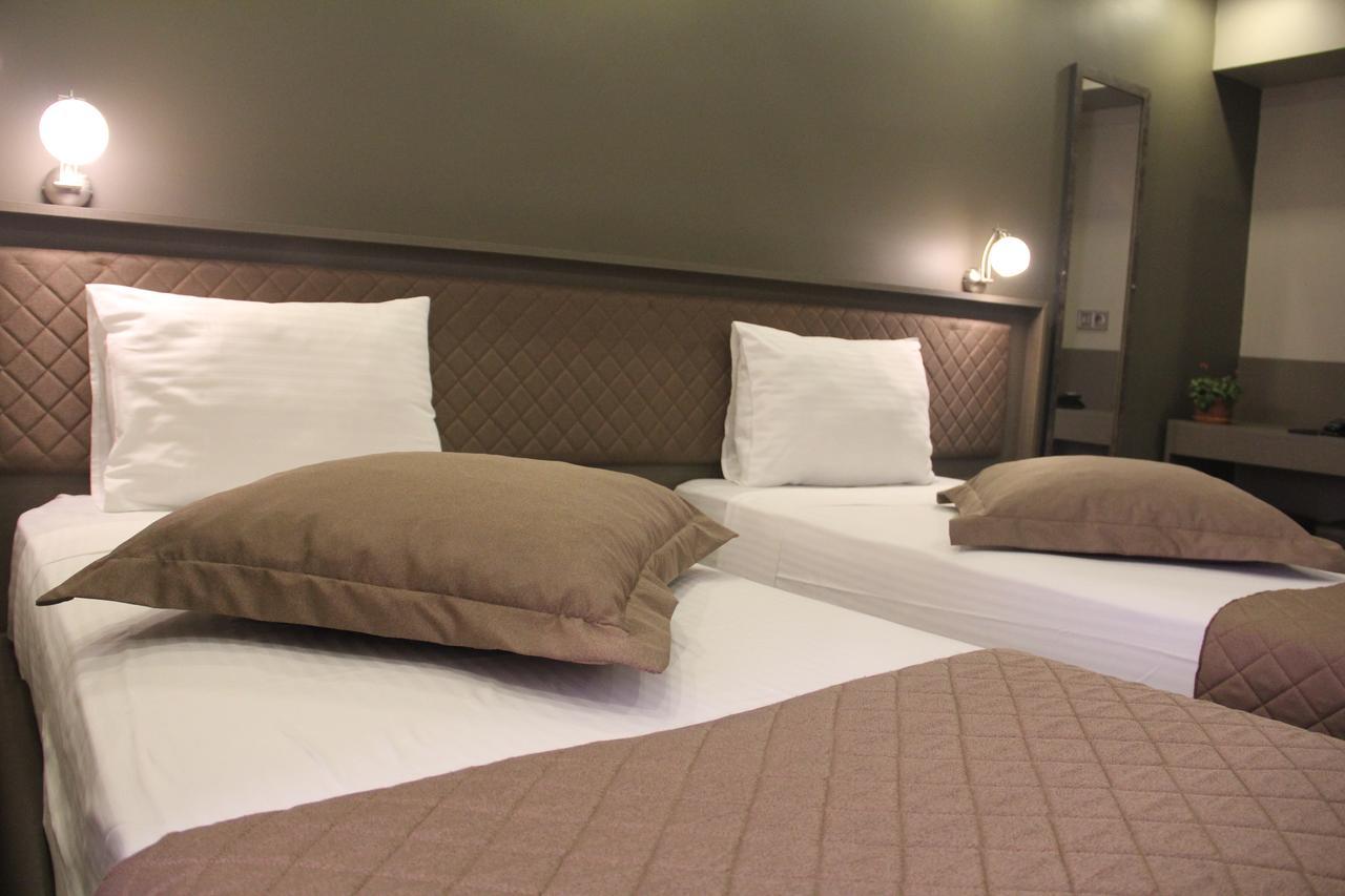 Turkeli Otel อิสตันบูล ภายนอก รูปภาพ